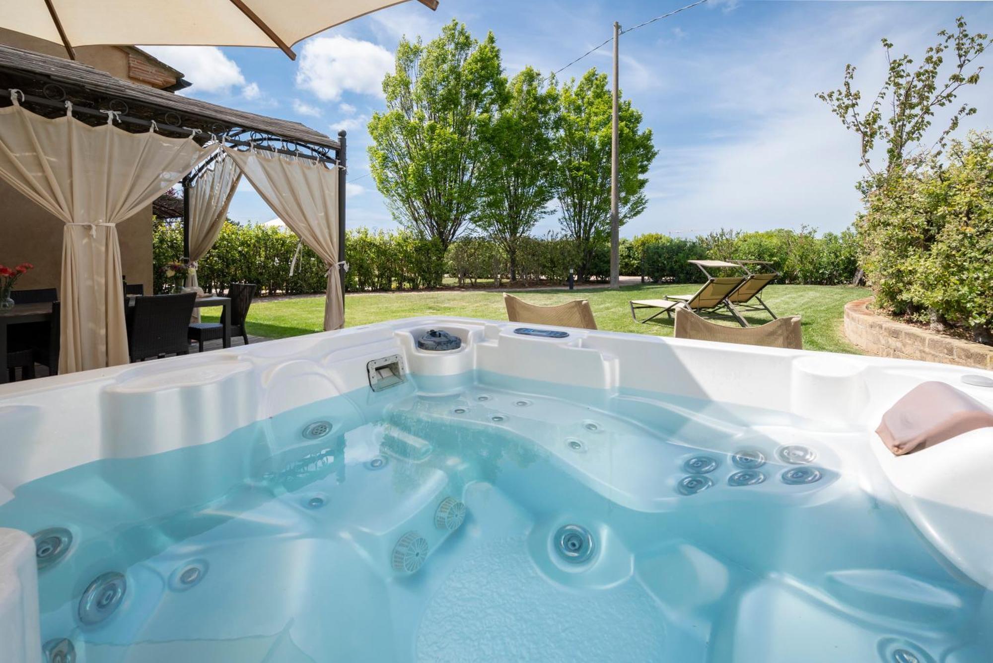 Podere Vignanova Accommodations & Spa Castagneto Carducci Exterior photo