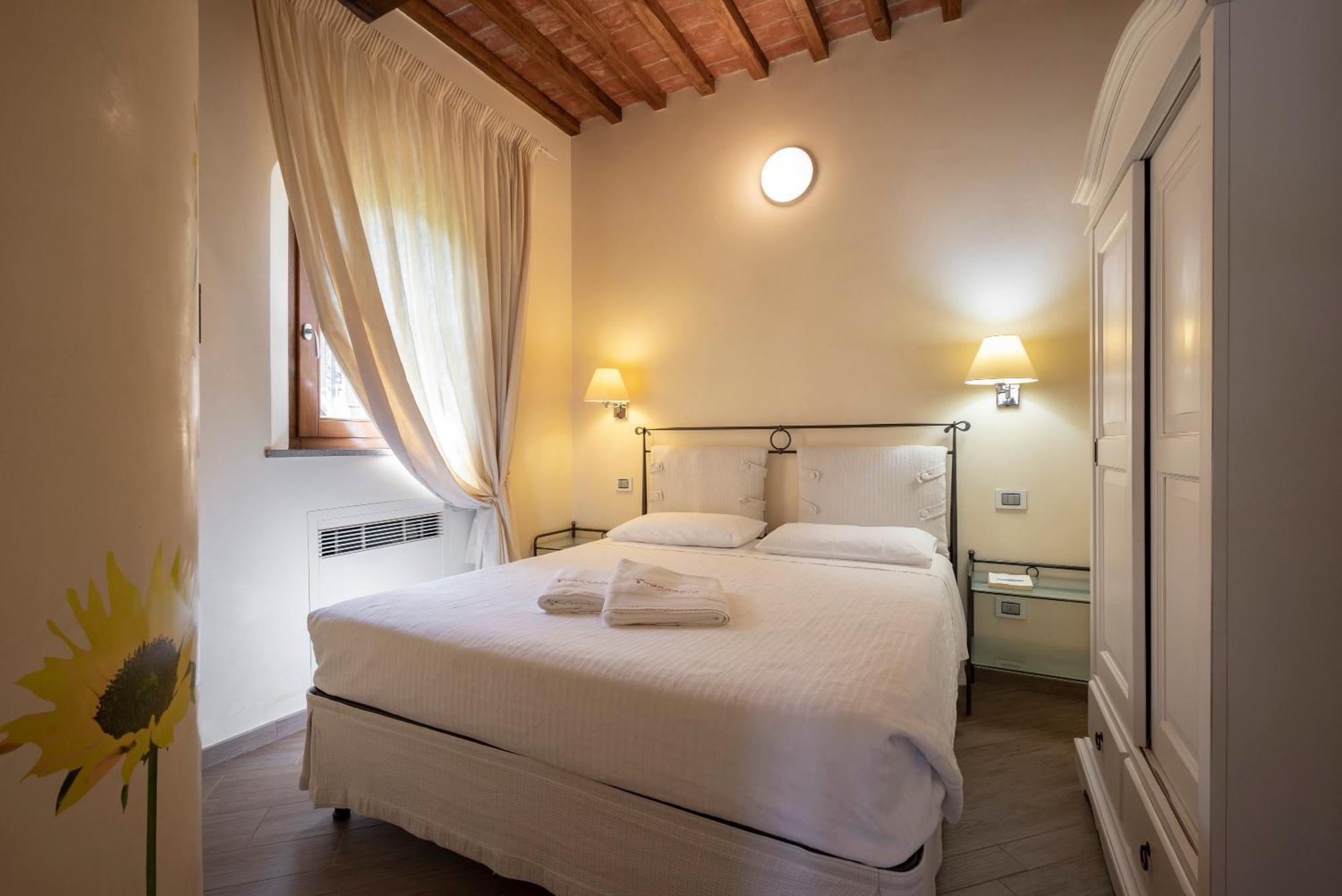 Podere Vignanova Accommodations & Spa Castagneto Carducci Exterior photo