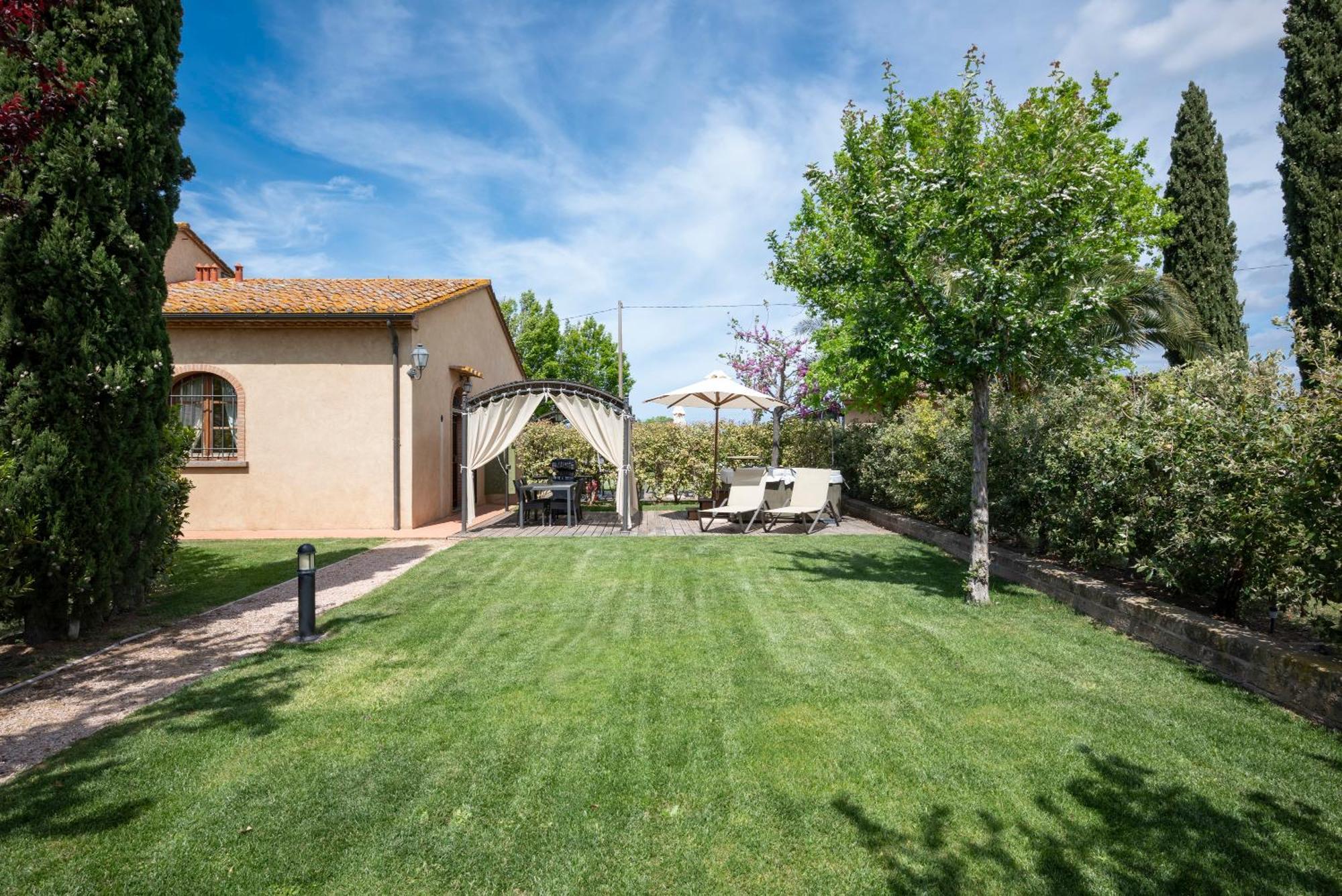 Podere Vignanova Accommodations & Spa Castagneto Carducci Exterior photo